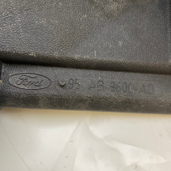 Ford Escort 6 Hava Filtre Kutu Üst Kapağı 95AB9600AD