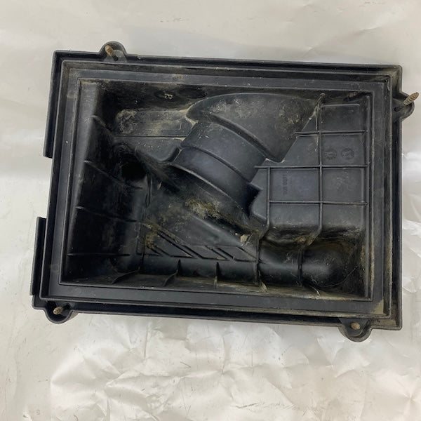 Ford Escort 6 Hava Filtre Kutu Üst Kapağı 95AB9600AD