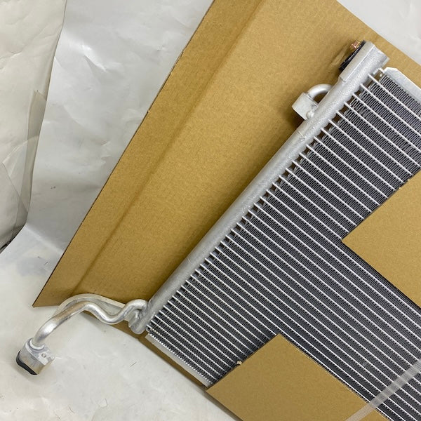 Ford Fiesta 1.5 TDCi Klima Radyatörü H1BH19710-AB En Uygun Oto Parça