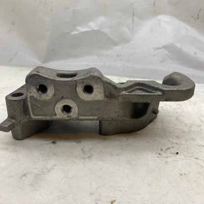 Ford Fiesta 1.6 Tdci Motor Takozu Kapağı Bağlantı Braketi 7V2Q-6030-BB