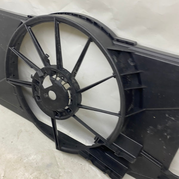 Ford Fiesta 1.6i/Volvo S40 Radyatör Fan 3M5H8C607UC En Uygun Oto Parça