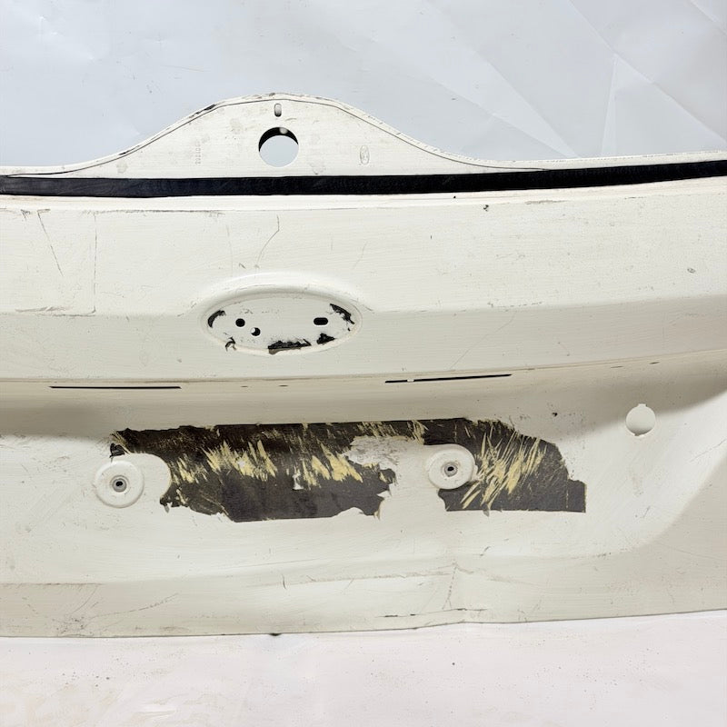 Ford Fiesta Bagaj Kapağı 04-08 En Uygun Oto Parça
