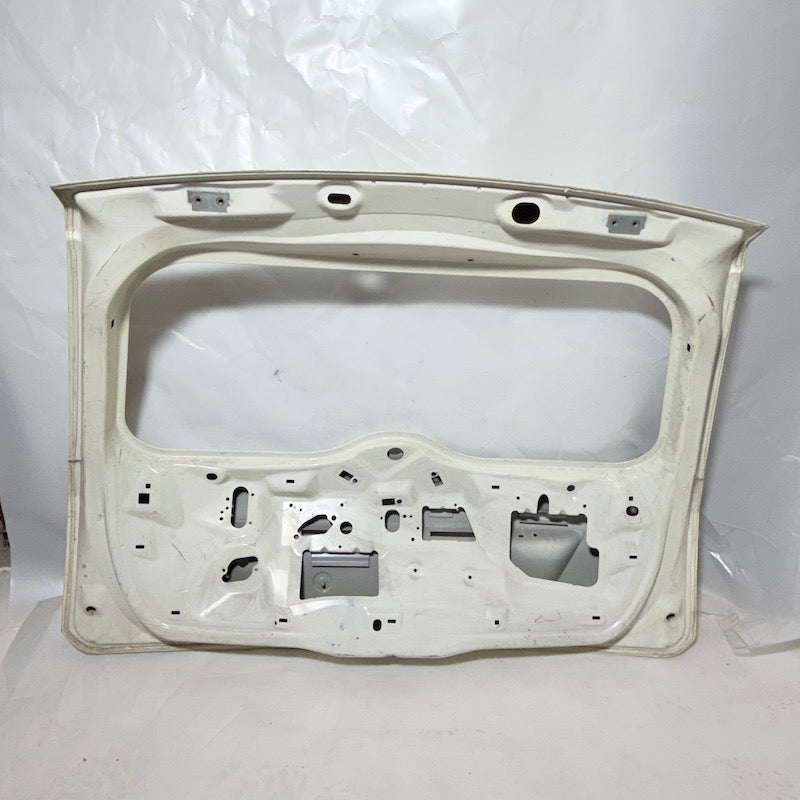 Ford Fiesta Bagaj Kapağı 04-08 En Uygun Oto Parça