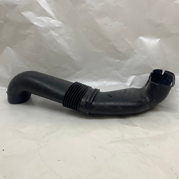 Ford Fiesta Courier Hava Filtre Emiş Borusu