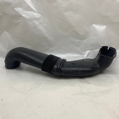 Ford Fiesta Courier Hava Filtre Emiş Borusu