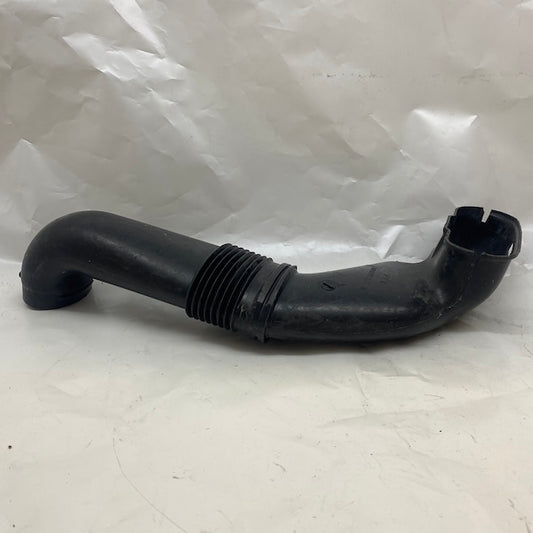 Ford Fiesta Courier Hava Filtre Emiş Borusu