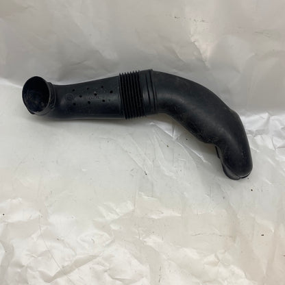 Ford Fiesta Courier Hava Filtre Emiş Borusu