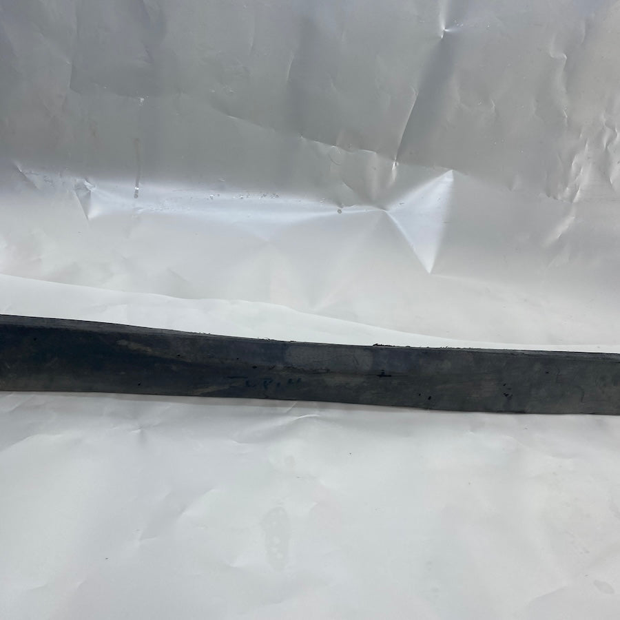 Ford Fiesta MK7 Ön Tampon Alt Spoyler 8A6117B69