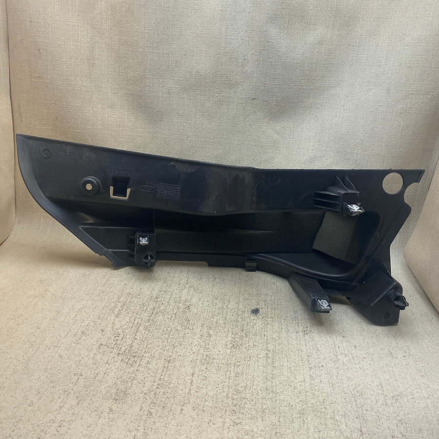 Ford Fiesta Mk7 Bagaj içi sol döşeme 8A61-B46809