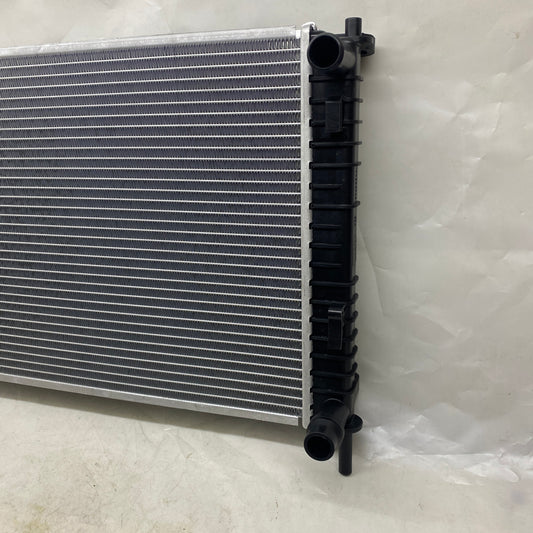 Ford Fiesta Motor Su Radyatörü 2S6H8005BB 2002+ En Uygun Oto Parça