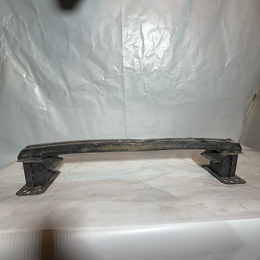 Ford Fiesta Ön Tampon Demiri 6S6117K876AB Orijinal Çıkma En Uygun Oto Parça