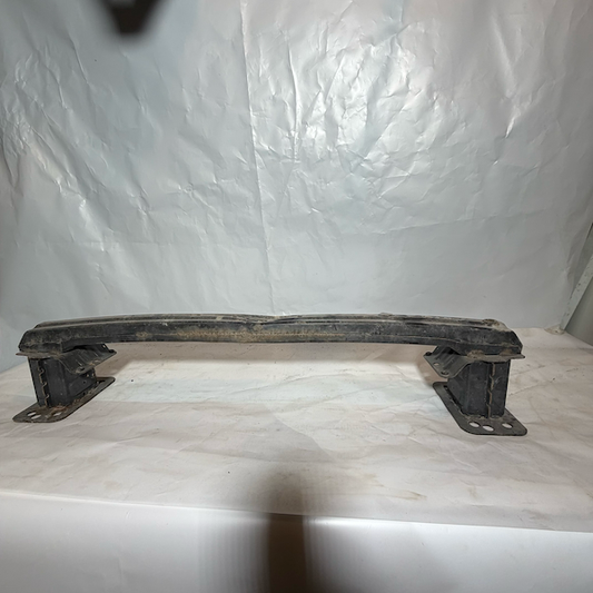 Chrysler 300C Ön Tampon Demiri K68100209AF Orijinal Çıkma En Uygun Oto Parça