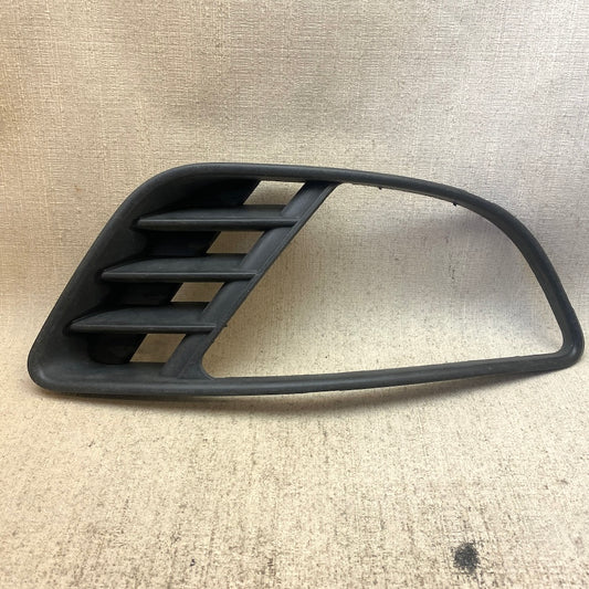 Ford Fiesta Sis Far Çerçevesi 2s61-19952-c