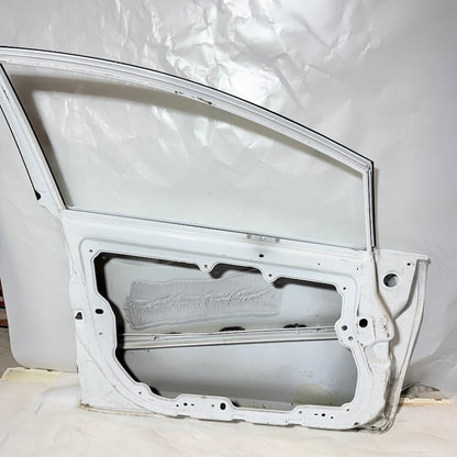 Ford Fiesta Sol Ön Kapı 2008-2017 Orijinal Çıkma En Uygun Oto Parça