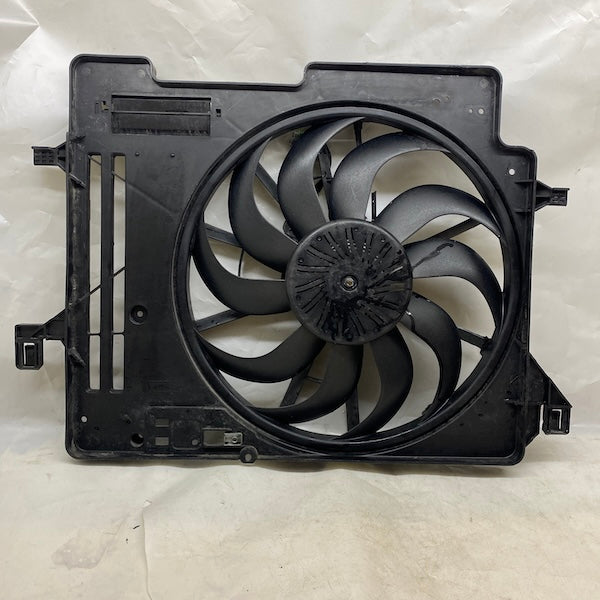 Ford Focus 1.5 Dizel Otomatik Fan F1F1-8C607-HF Orijinal Çıkma En Uygun Oto Parça