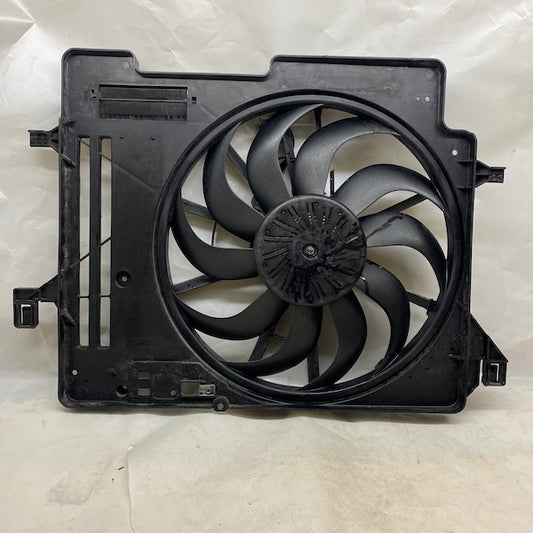 Ford Focus 1.5 Dizel Otomatik Fan F1F1-8C607-HF Orijinal Çıkma En Uygun Oto Parça