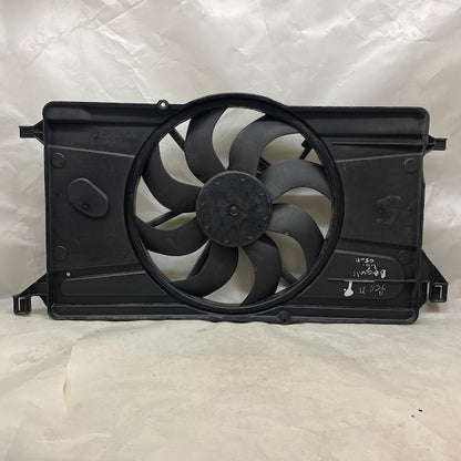 Ford Focus 1.6i/C-Max Radyatör Soğutma Fanı 3M51-8C607-EC En Uygun Oto Parça