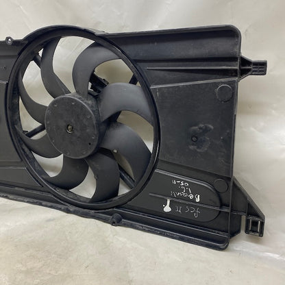 Ford Focus 1.6i/C-Max Radyatör Soğutma Fanı 3M51-8C607-EC En Uygun Oto Parça