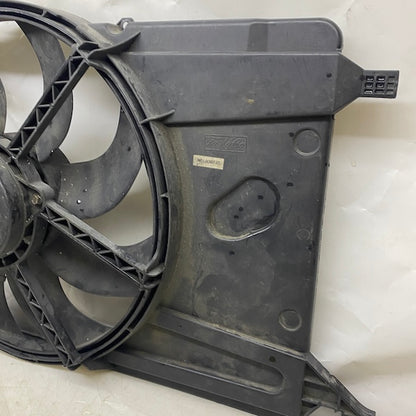 Ford Focus 1.6i/C-Max Radyatör Soğutma Fanı 3M51-8C607-EC En Uygun Oto Parça