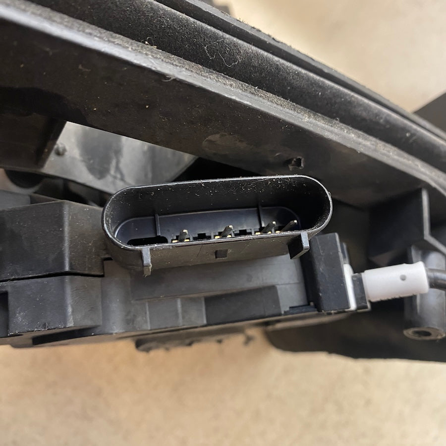 Ford Focus 11 Arka Kapı Kilidi Sağ BM5A A26412 AH