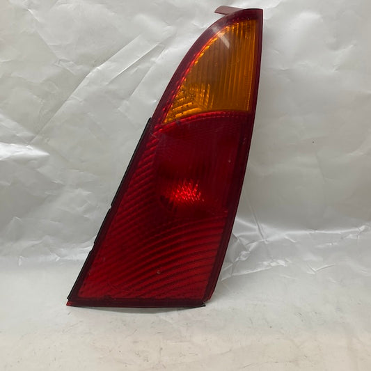 Ford Focus 1 SW Sol Stop Lambası (Köşesi Kırık) Orijinal