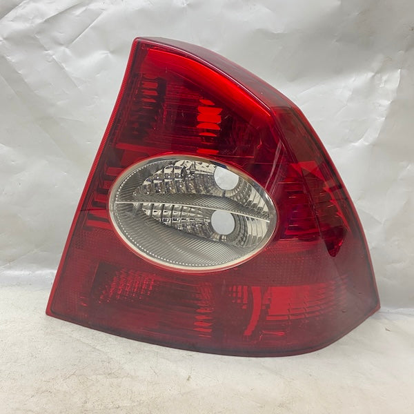 Ford Focus 2 Sedan Stop Lambası 05-11 5M51-13A602AA Sıfır İthal En Uygun Oto Parça