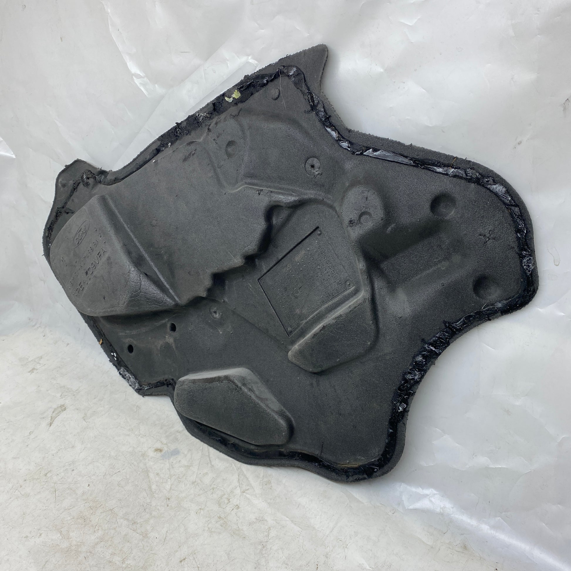 Ford Focus 3 Arka Sol Kapı İzalatörü/Su Kalkanı BM51-A27458BA En Uygun Oto Parça