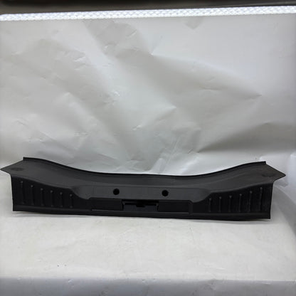 Ford Focus 3 Bagaj Kilit Üst Kaplaması BM51F40352A