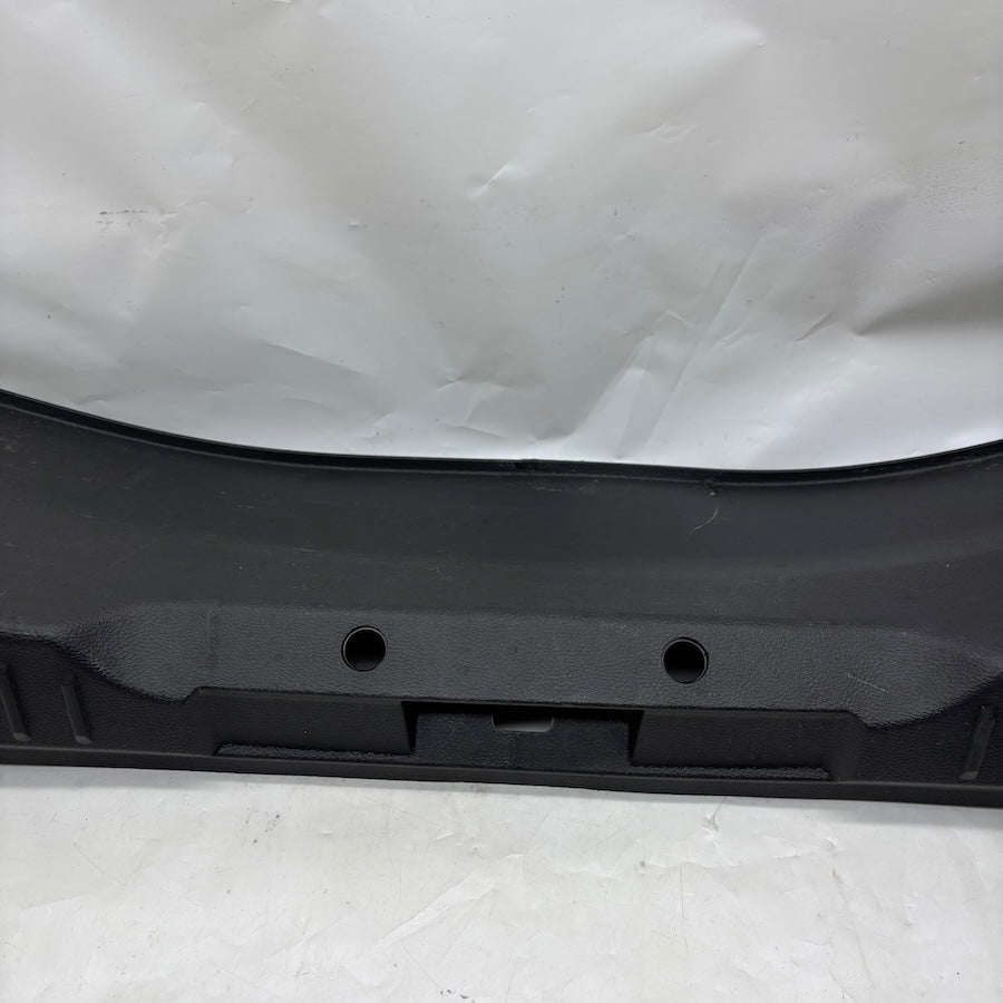 Ford Focus 3 Bagaj Kilit Üst Kaplaması BM51F40352A