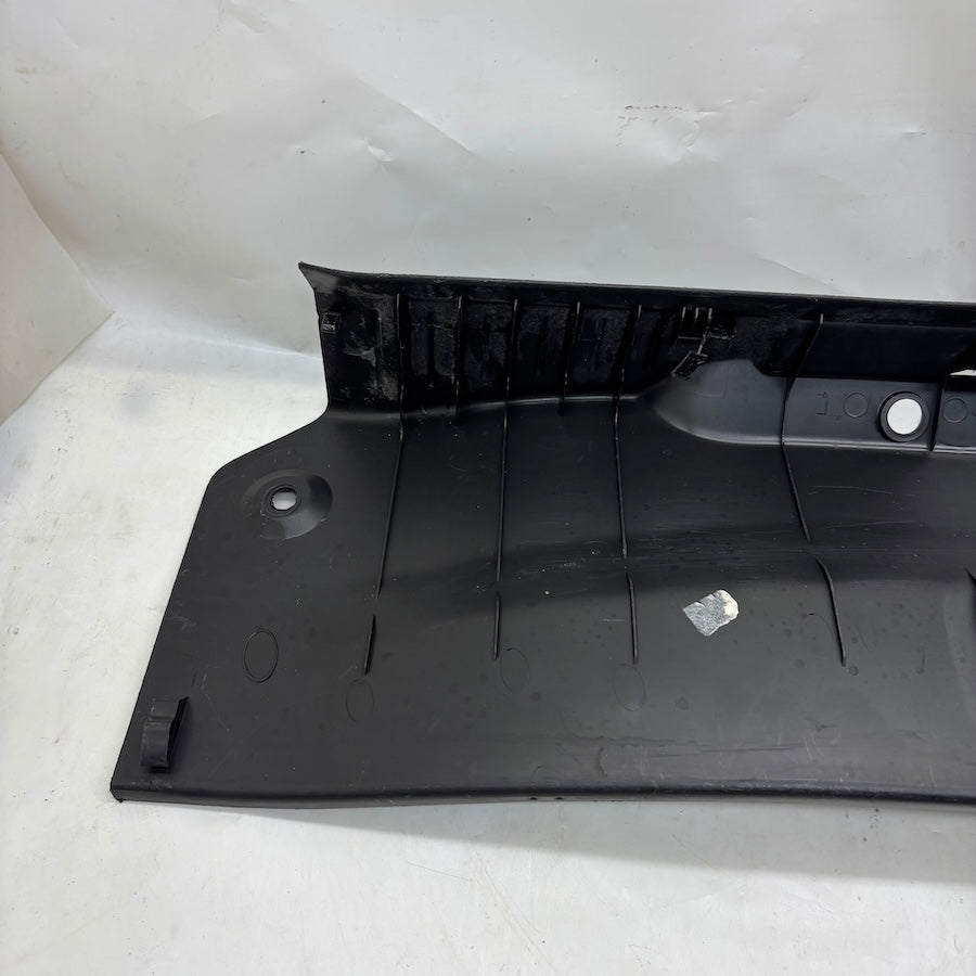 Ford Focus 3 Bagaj Kilit Üst Kaplaması BM51F40352A