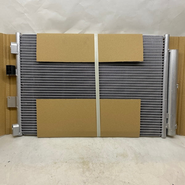 Ford Focus 3 Klima Radyatörü DV6119710AC 2011-2015 Tüplü En Uygun Oto Parça