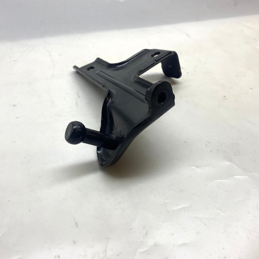 Ford Focus 3 Mk1 Yakıt Filitresi Montaj Braketi AV6Q-9B262AB