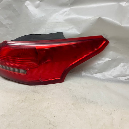 Ford Focus 3,5 Makyajlı Sol Stop F1EB-13405-AD En Uygun Oto Parça