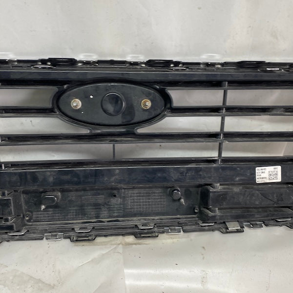 Ford Focus 4.5 Ön Panjur NX7B8200 Orijinal Çıkma En Uygun Oto Parça