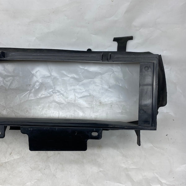 Ford Focus 4 Ön Tampon Hava Deflektörü NX7B-8312-A En Uygun Oto Parça