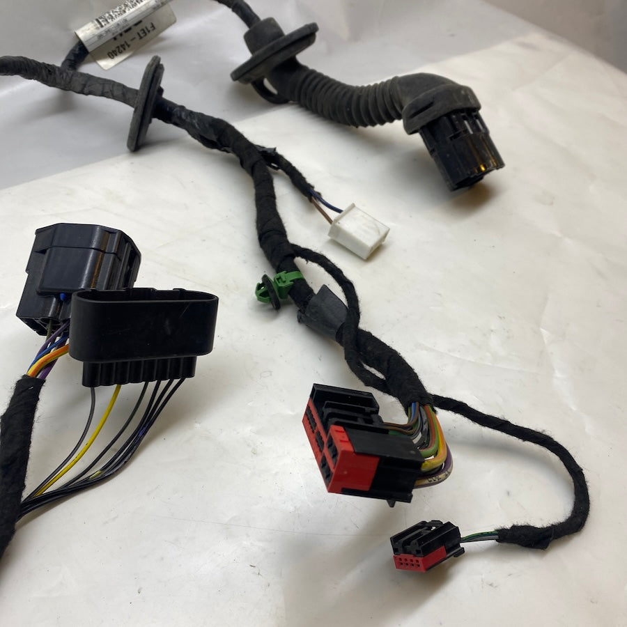 Ford Focus Arka Sağ Kapı Elektrik Tesisatı F1ET-14240