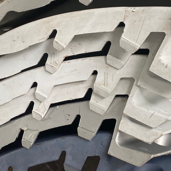 Ford Focus Arka Tampon Alt Üst Komple BM51-17F906A