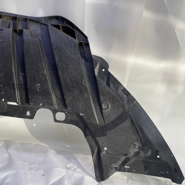 Ford Focus Ön Tampon Alt Muhafaza Radyatör Alt BM51-A8B384A
