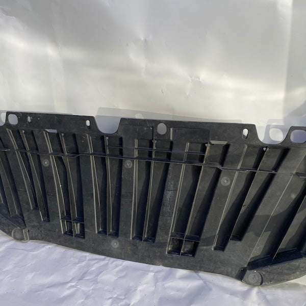 Ford Focus Ön Tampon Alt Muhafaza Radyatör Alt BM51-A8B384A