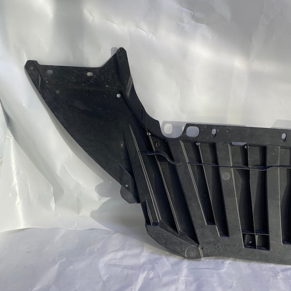 Ford Focus Ön Tampon Alt Muhafaza Radyatör Alt BM51-A8B384A