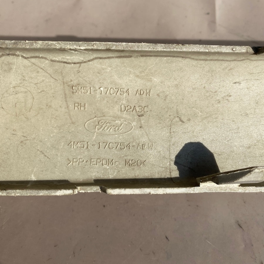 Ford Focus Ön Tampon Çıtası 5M51-17C755