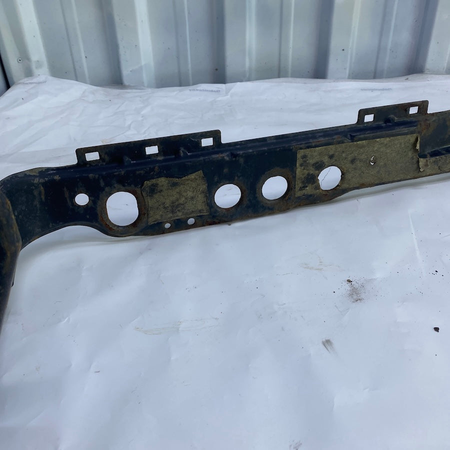 Ford Focus Radyatör Alt Saçı 8V61-8A297-JJ 2011-2015 Orijinal Çıkma