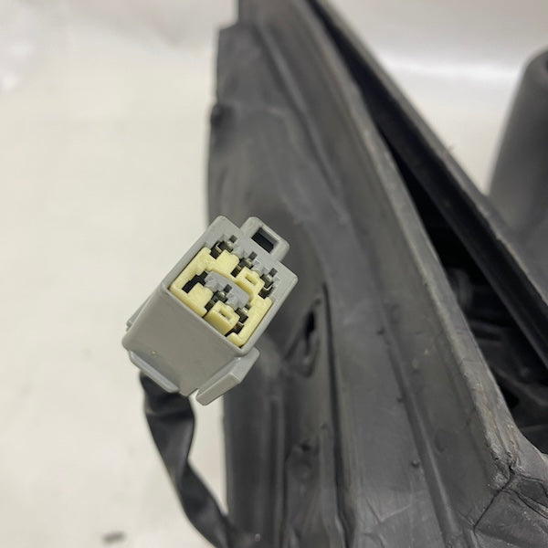 Ford Focus Sağ Dikiz Aynası 4M51 17683 AJ 05-07 En Uygun Oto Parça