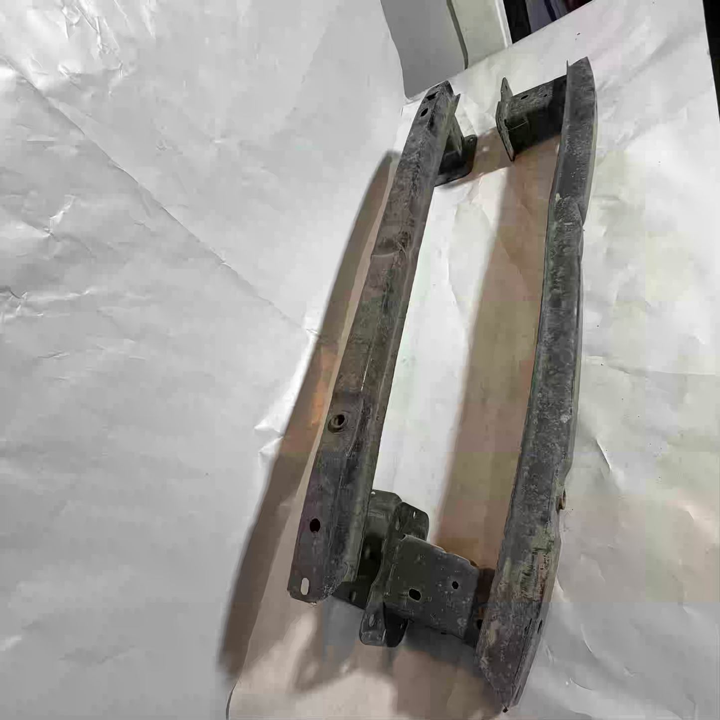 Ford Focus Sedan Arka Tampon Demiri 2011-2018 AM51-U403C94-AA En Uygun Oto Parça