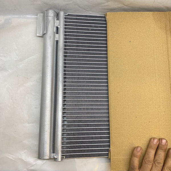 Ford Focus/C-Max 1.6i Klima Radyatörü AV61-19710-AA En Uygun Oto Parça