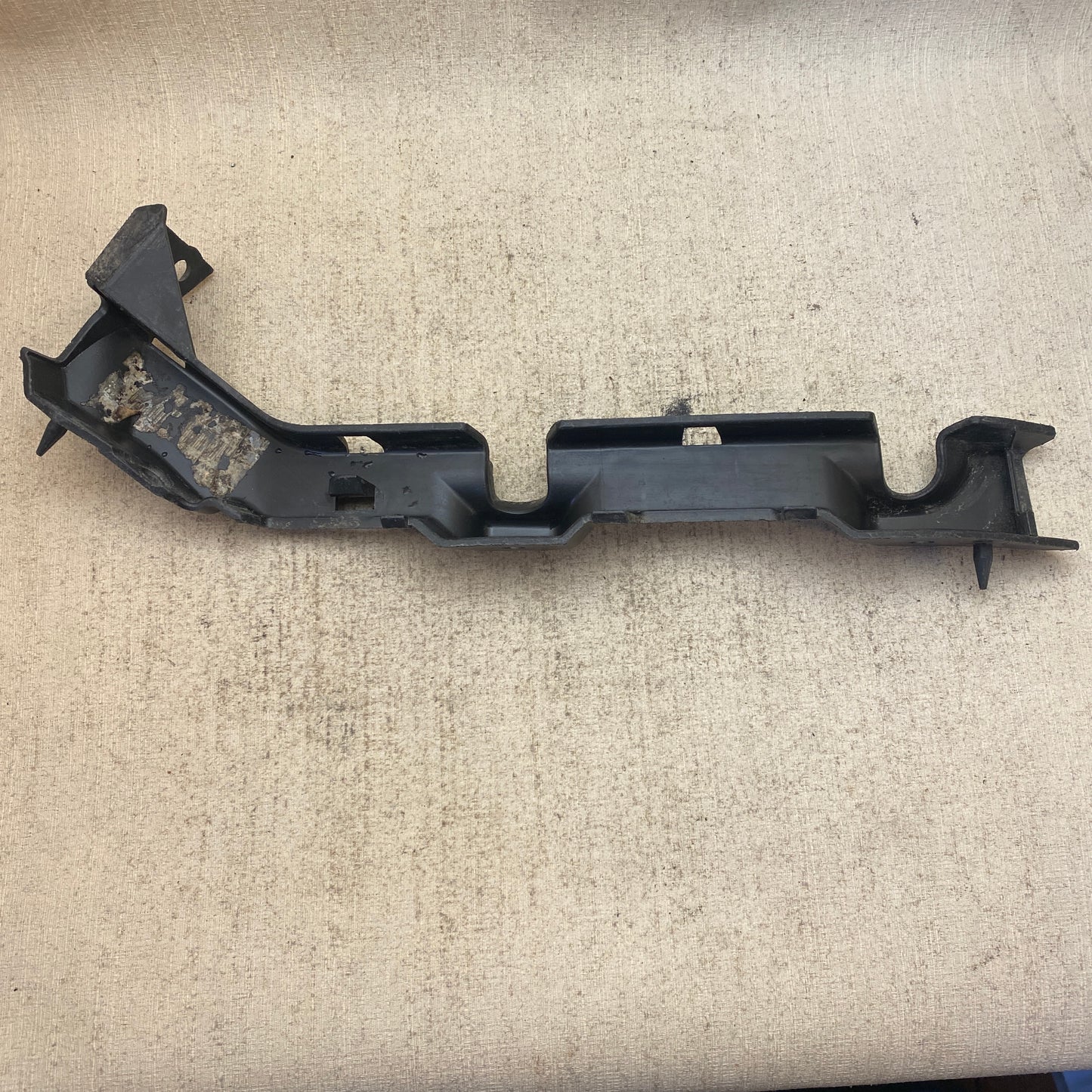 Ford Fusion Arka Tampon Braketi Sağ 2N11 17A881 BH