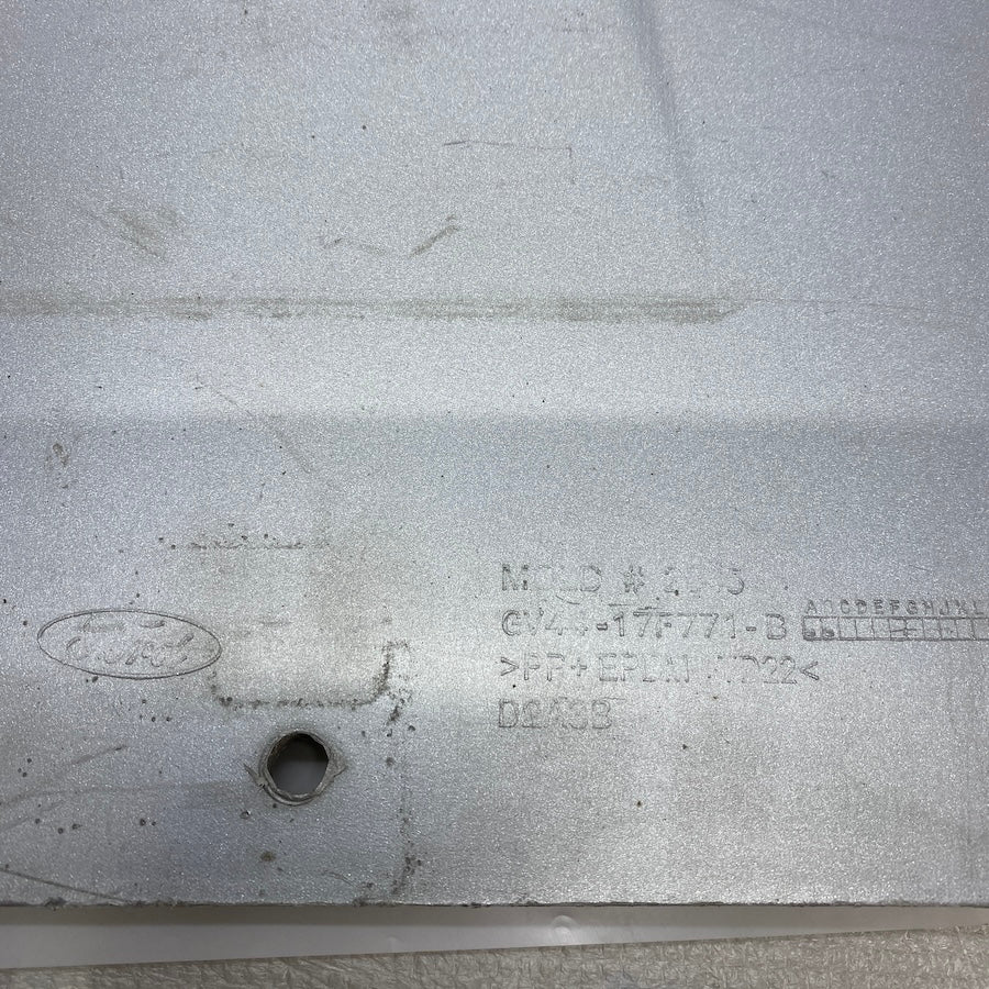 Ford Kuga Ön Tampon Orta Bakalit CV44-17F771-B