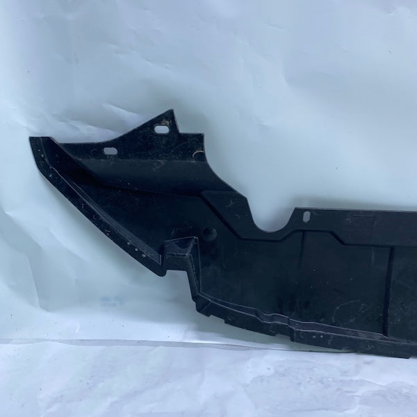 Ford Kuga Radyatör Alt Muhafaza 8V41-A8B384-AC 2008-2013