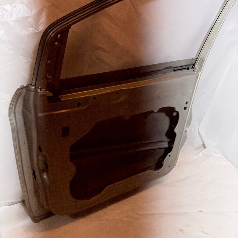 Ford Kuga Sağ Ön Kapı 2008-2013 8V41-S22250-AH Orijinal Çıkma En Uygun Oto Parça