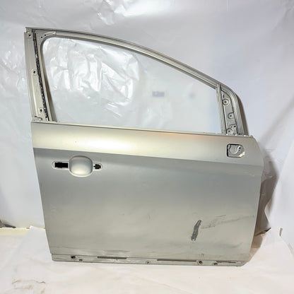 Ford Kuga Sağ Ön Kapı 2008-2013 8V41-S22250-AH Orijinal Çıkma En Uygun Oto Parça